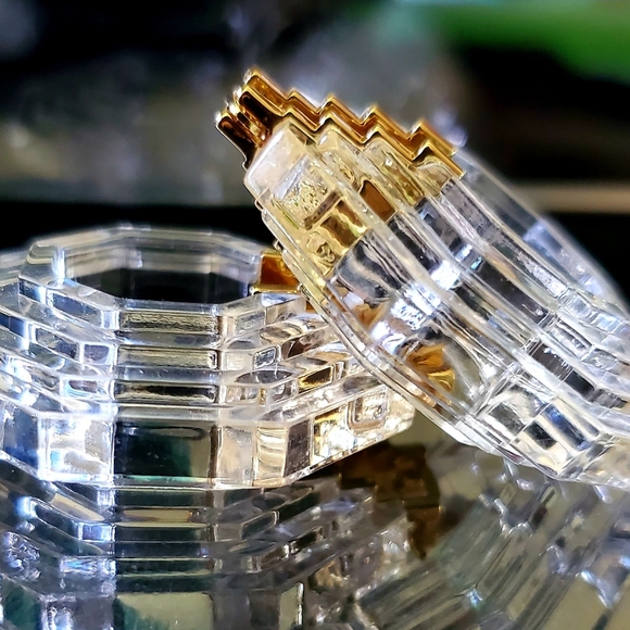 Clear Lucite & Gold 3D Earrings - Picture 5 of 6